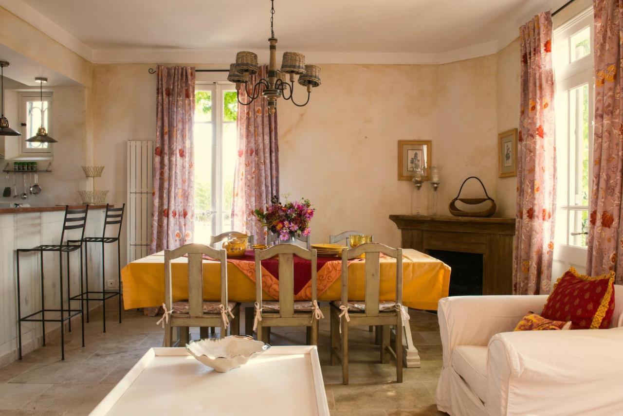Clos Saint Esteve Le Thor Exterior foto